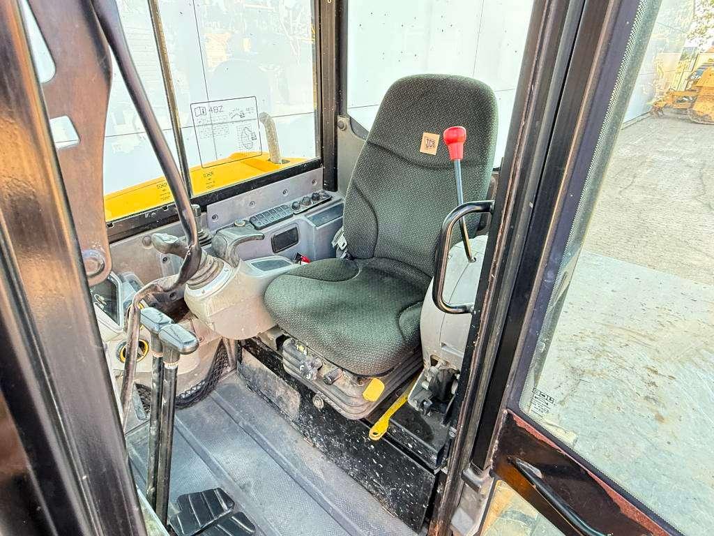 JCB 48Z-1 - Blade / Hammer Lines Foto 8
