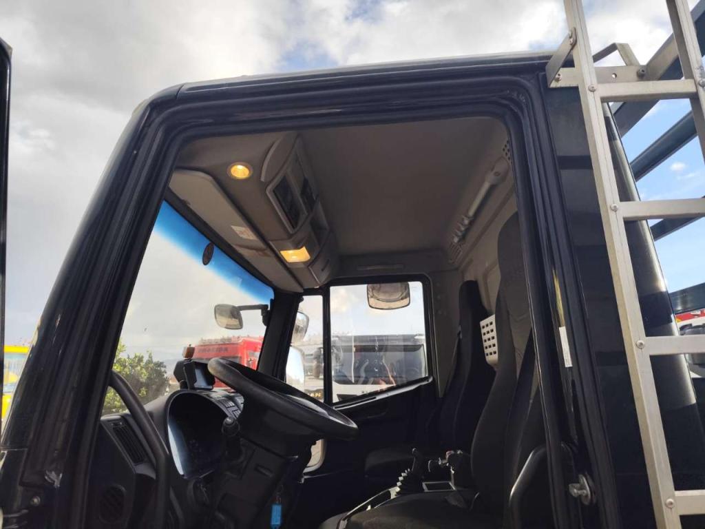 Iveco EUROCARGO 120-190L Foto 11