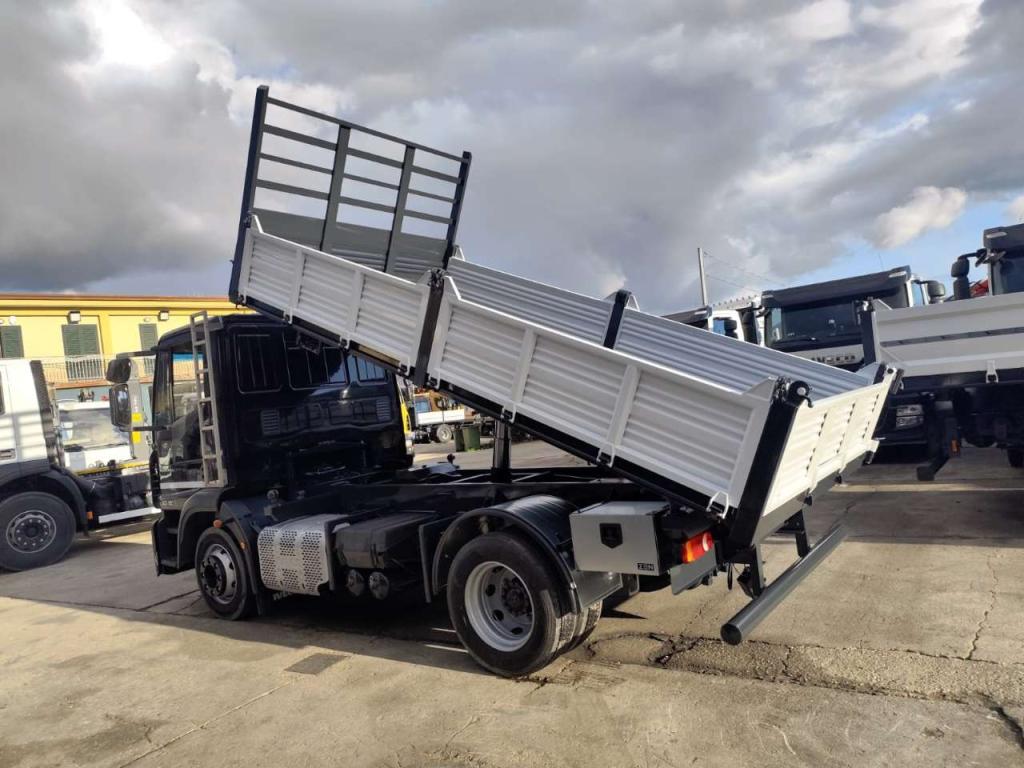 Iveco EUROCARGO 120-190L Foto 19