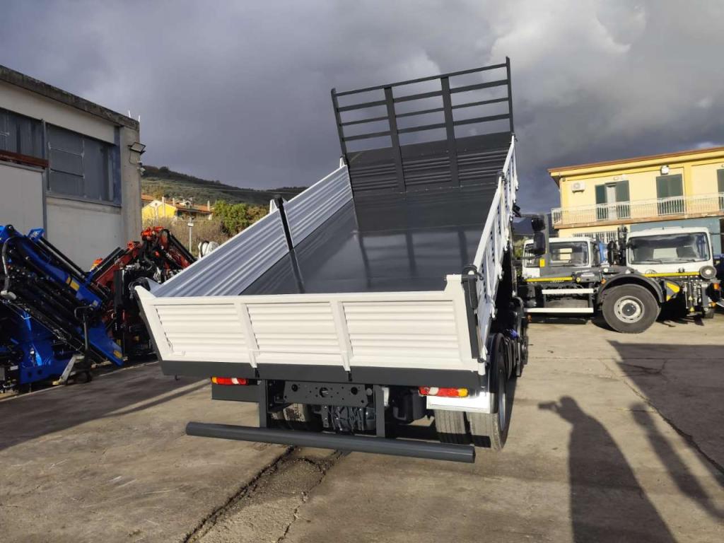 Iveco EUROCARGO 120-190L Foto 21
