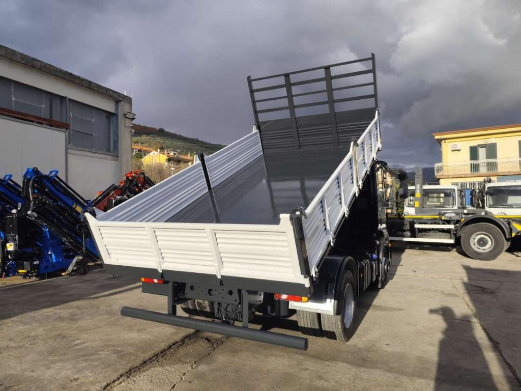 Iveco EUROCARGO 120-190L Foto 22