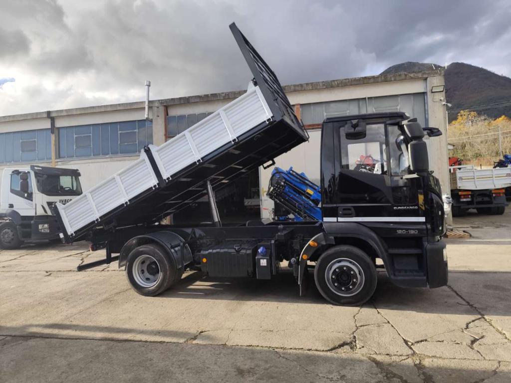 Iveco EUROCARGO 120-190L Foto 23