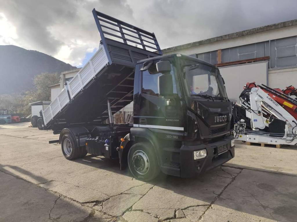 Iveco EUROCARGO 120-190L Foto 25