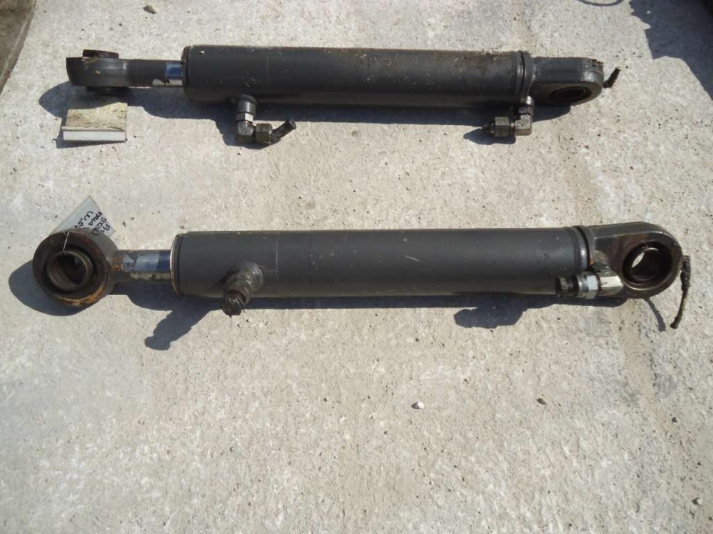 Pistone di sterzo per New Holland W270B Foto 2