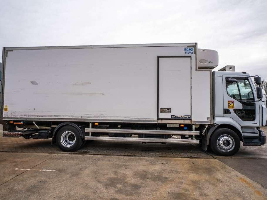 Renault MIDLUM 220 (16t) DXI+CARRIER MULTI+DHOLLANDIA Foto 10