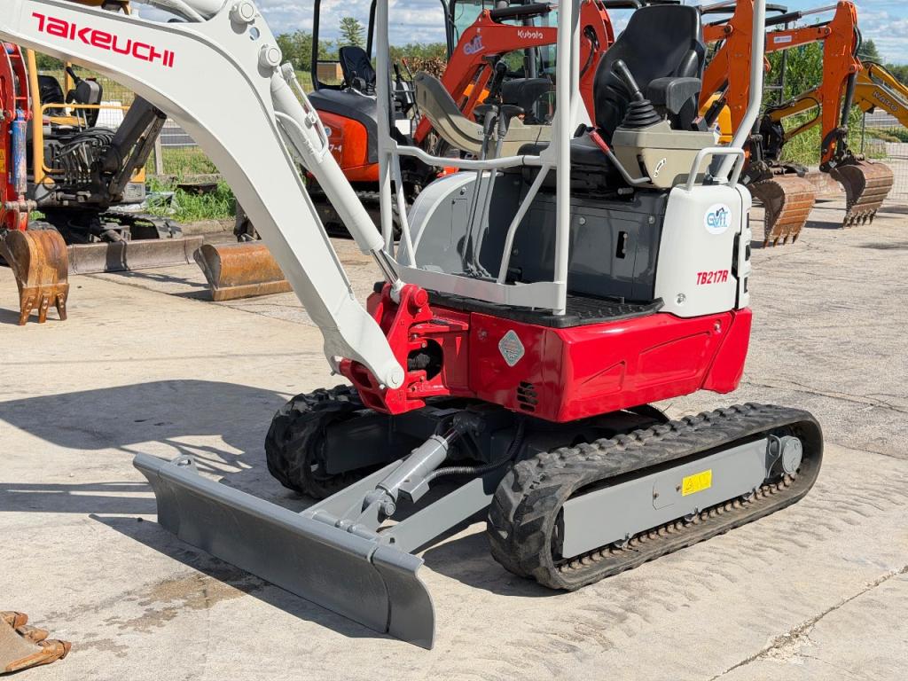 Takeuchi TB217R Foto 6