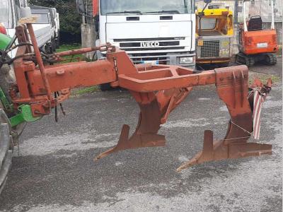 Sogema Aratro bivomere idraulico in vendita da Marconi & Figli M.M.T. Srl