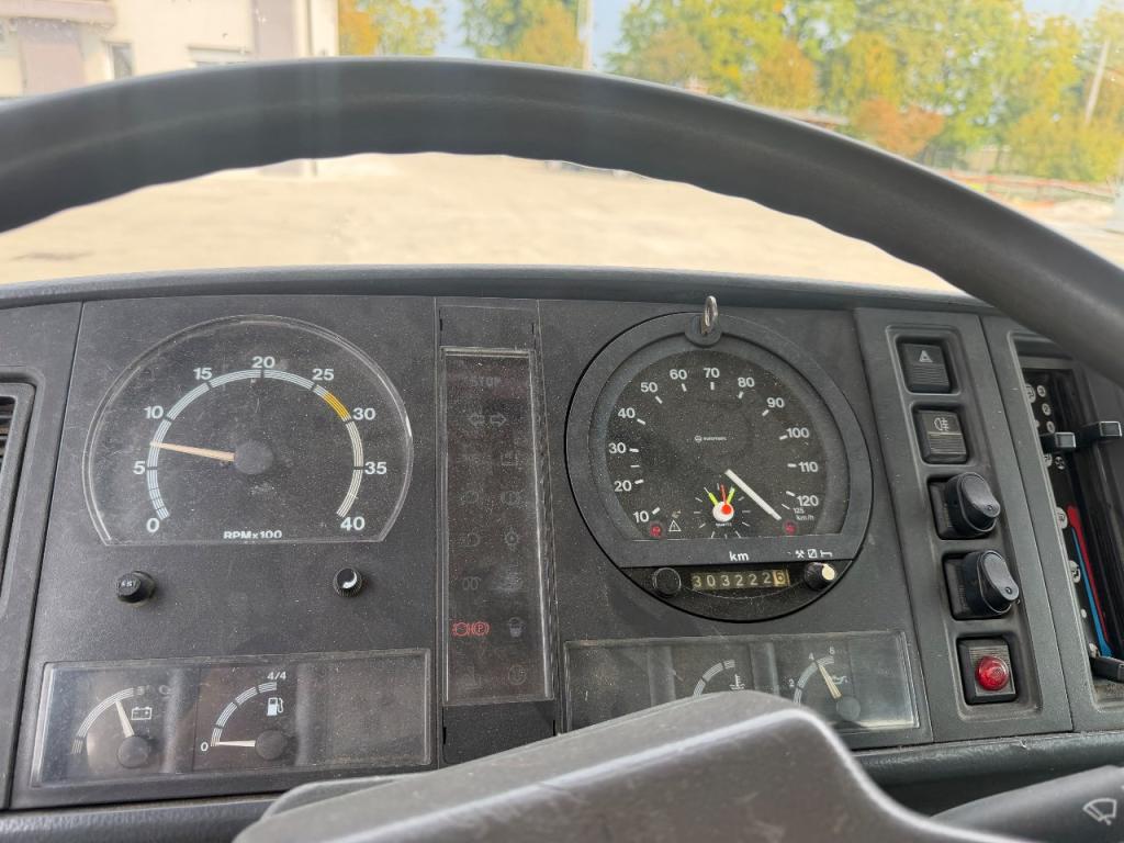 Nissan L50.099 Foto 8