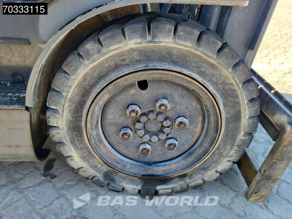 Doosan D25S -5 MISSING Engine & Seat Foto 16