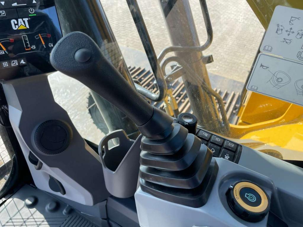 Caterpillar 324 Foto 24