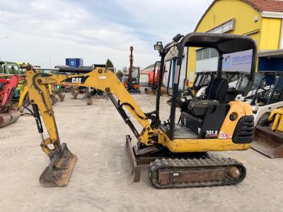 Caterpillar 301.8