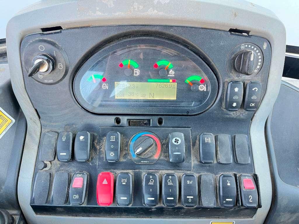 Caterpillar 444F2 - Telescopic Boom / 4WS / Hammer Lines Foto 11