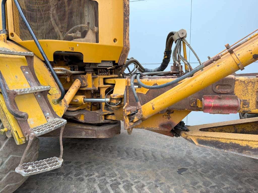 Caterpillar 725 - Automatic Greasing / Body Heating Foto 25