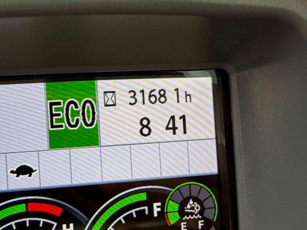Hitachi ZX300LCN-6 Foto 22