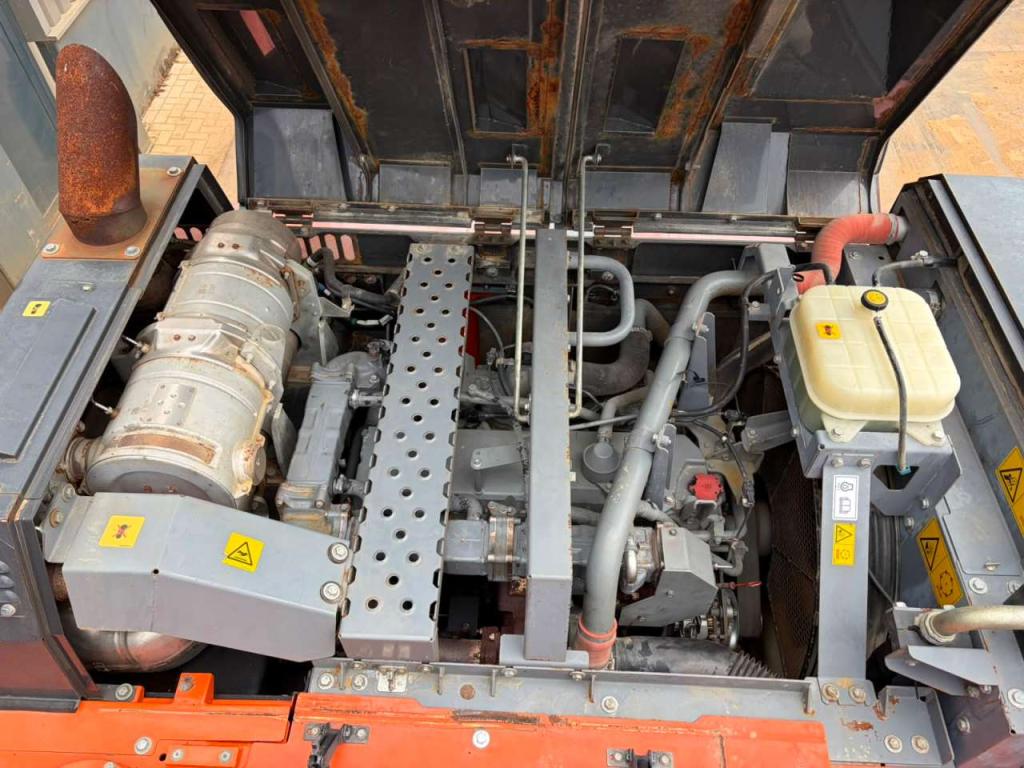 Hitachi ZX300LCN-6 Foto 27