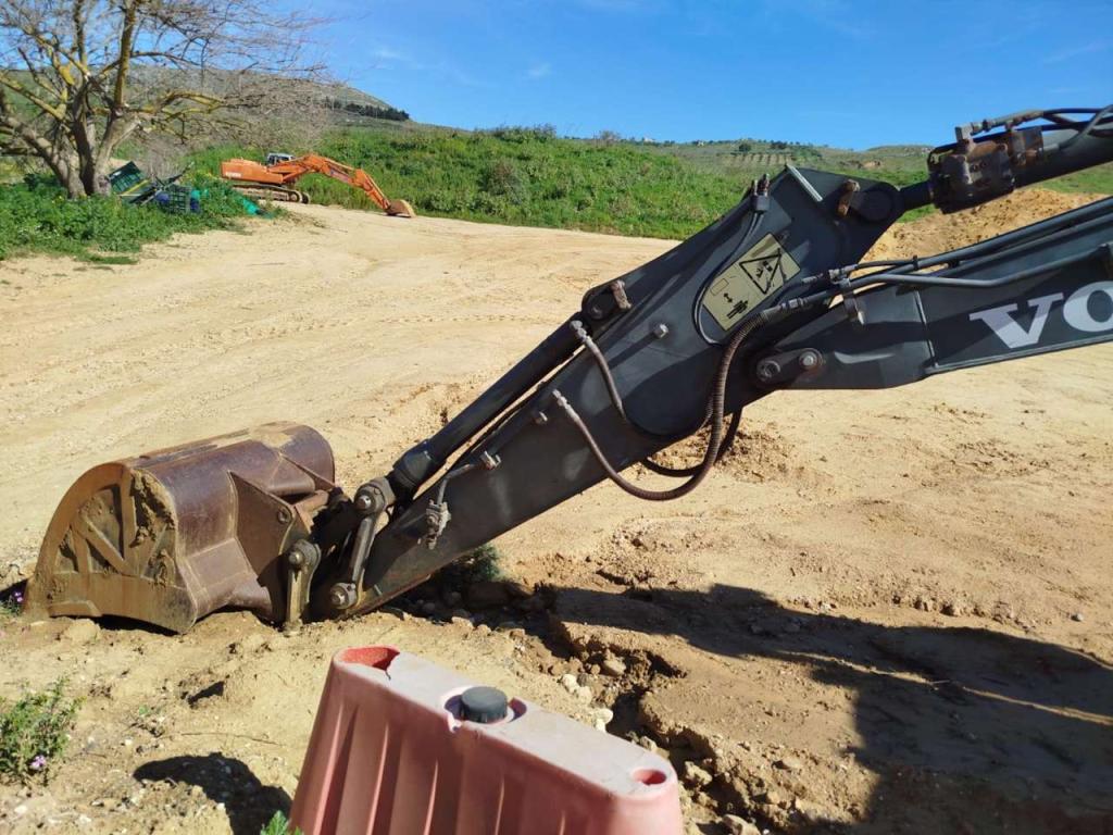 Volvo EC140DL Foto 4