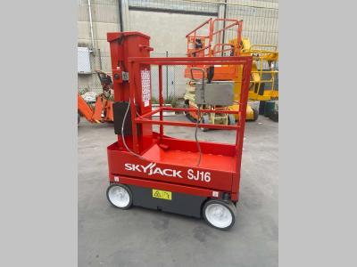 SkyJack SJ16 in vendita da Centro Usato Srl