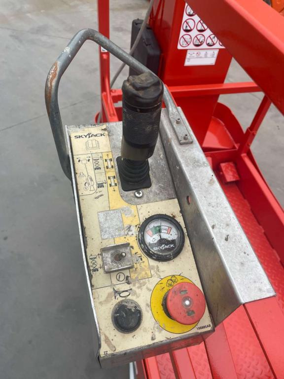SkyJack SJ16 Foto 6