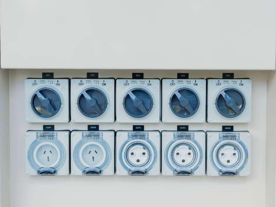 BES80S3 All-In-One Energy System - 80 kVA-101.4kWh Gruppo elettrogeno Foto 11