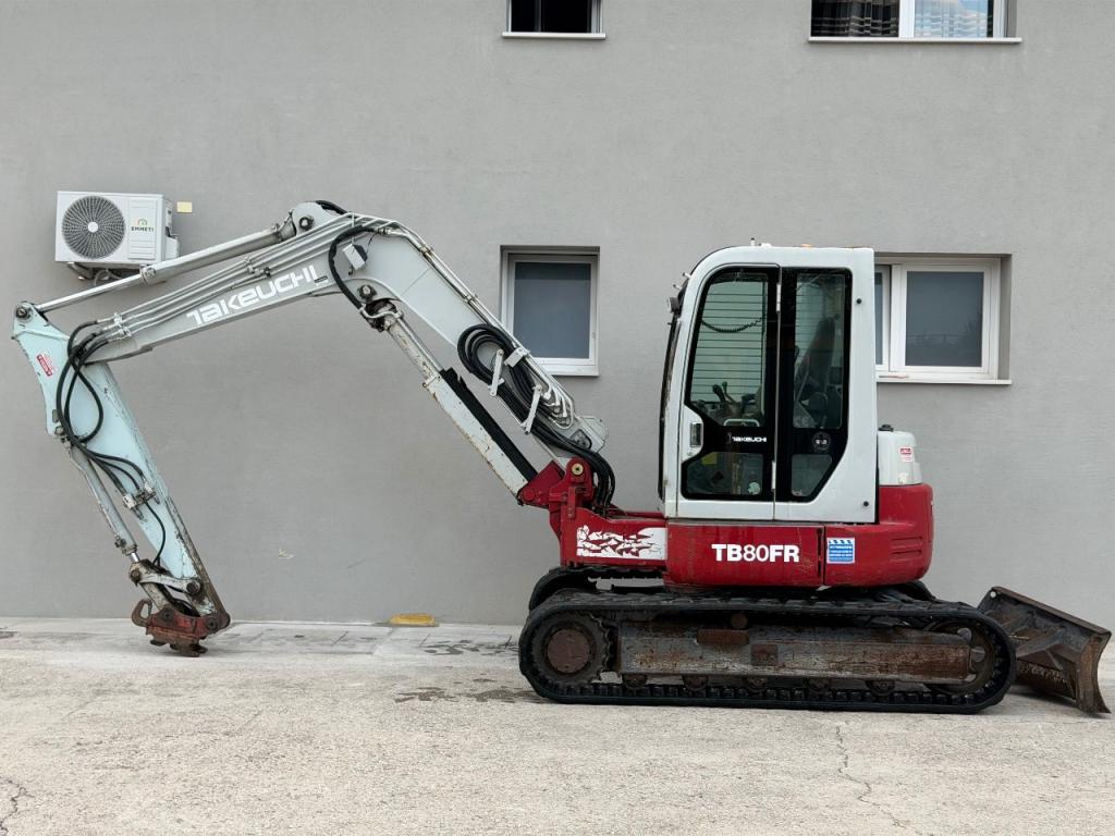 Takeuchi TB80 FR Foto 4