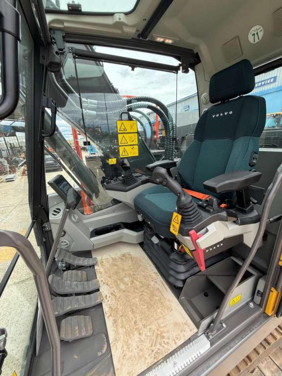 Volvo ECR145FL5 Foto 9