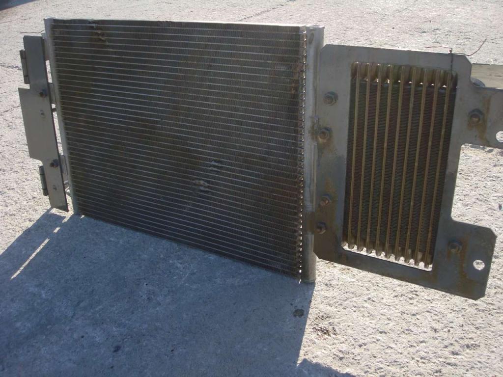 Radiatore di RAFFREDDAMENTO GASOLIO per ZAXIS 210-3 Foto 3