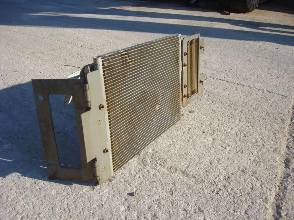 Radiatore di RAFFREDDAMENTO GASOLIO per ZAXIS 210-3 Foto 5