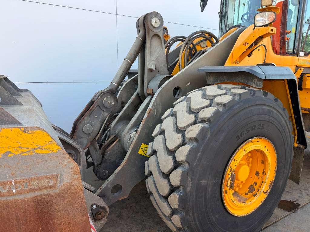 Volvo L150H - German Machine / Automatic Greasing Foto 17