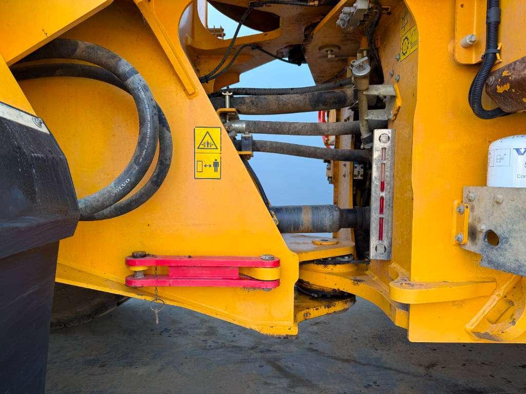 Volvo L150H - German Machine / Automatic Greasing Foto 19