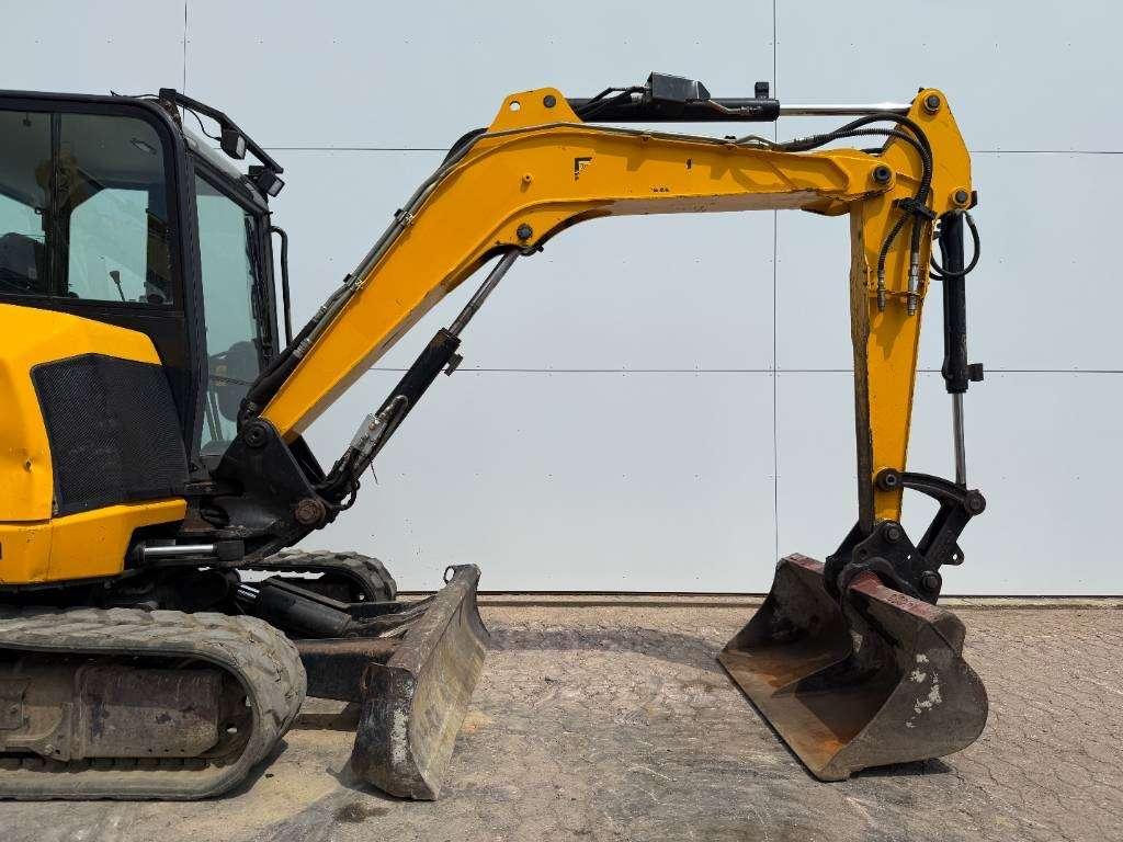 JCB 48Z-1 - Hammer Lines / Quick Coupler Foto 13