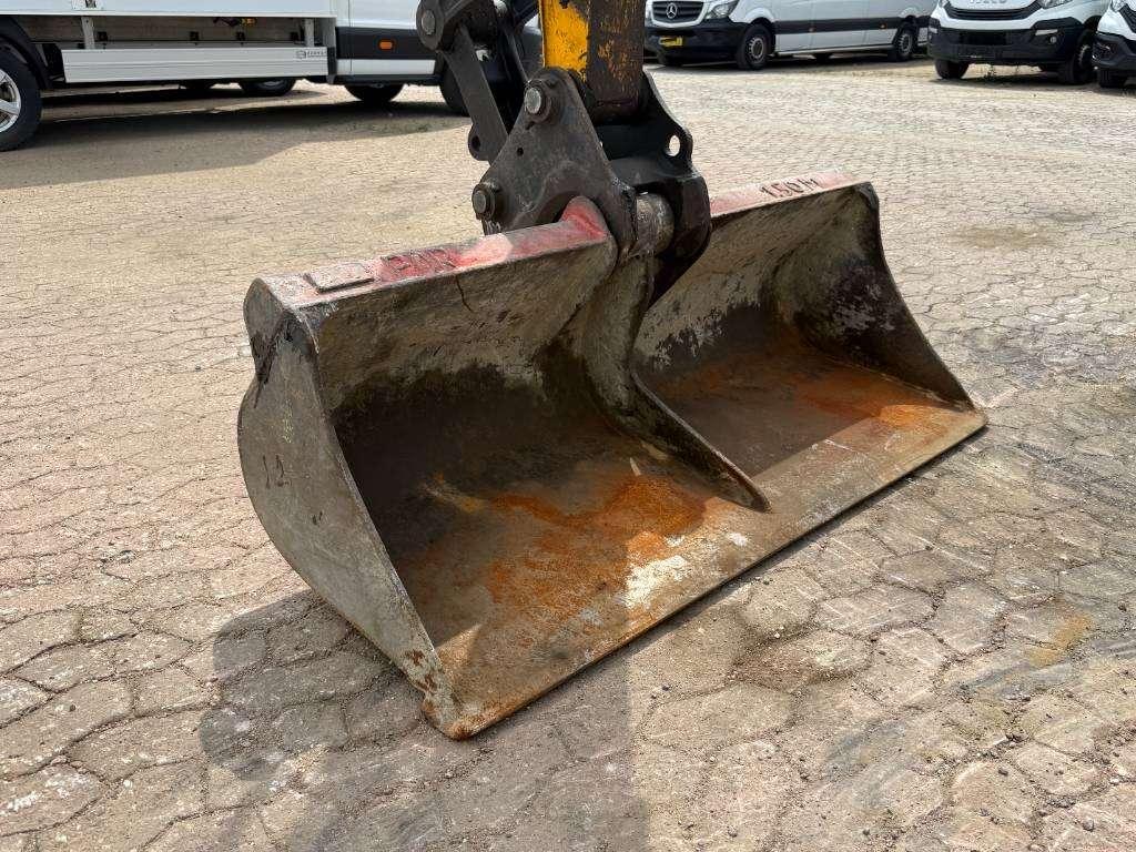 JCB 48Z-1 - Hammer Lines / Quick Coupler Foto 15