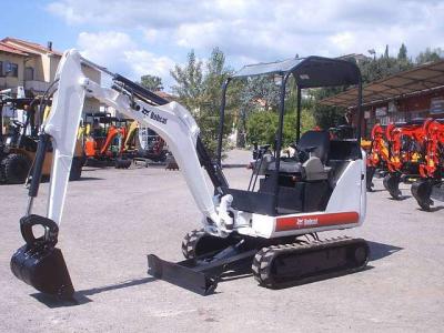 Bobcat e16
