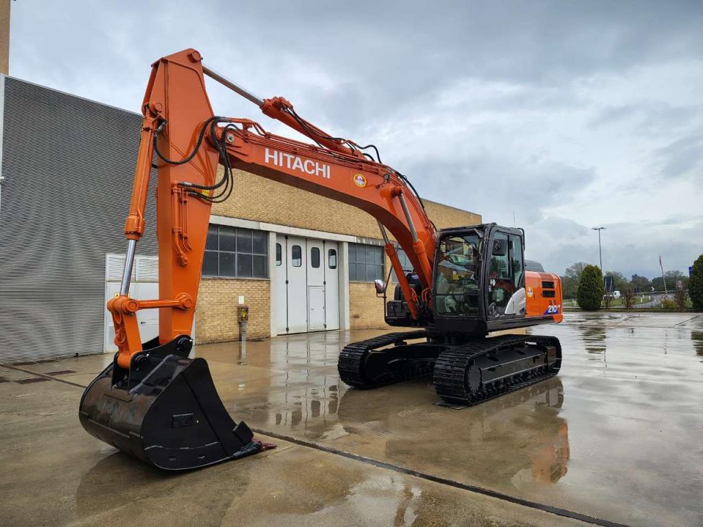 Hitachi ZX 210LCN-6 M Foto 2