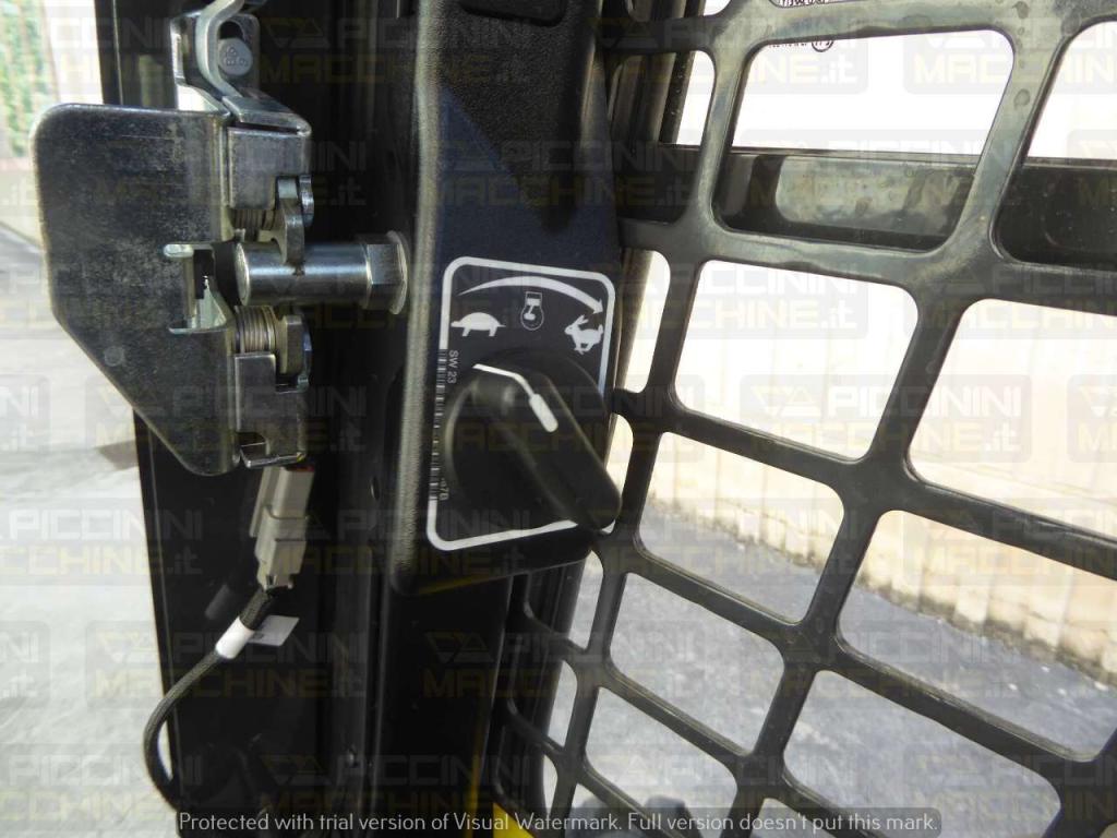 Bobcat S590 HF Foto 22