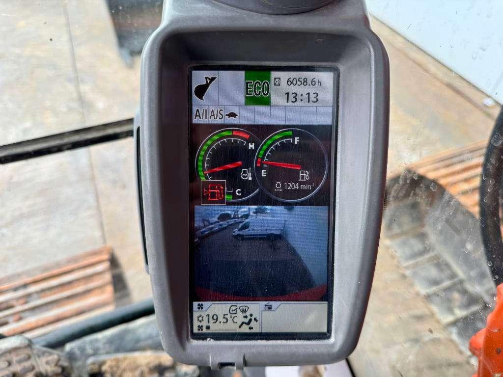 Hitachi ZX 225 US LC-5 B - Automatic Greasing / Camera Foto 10