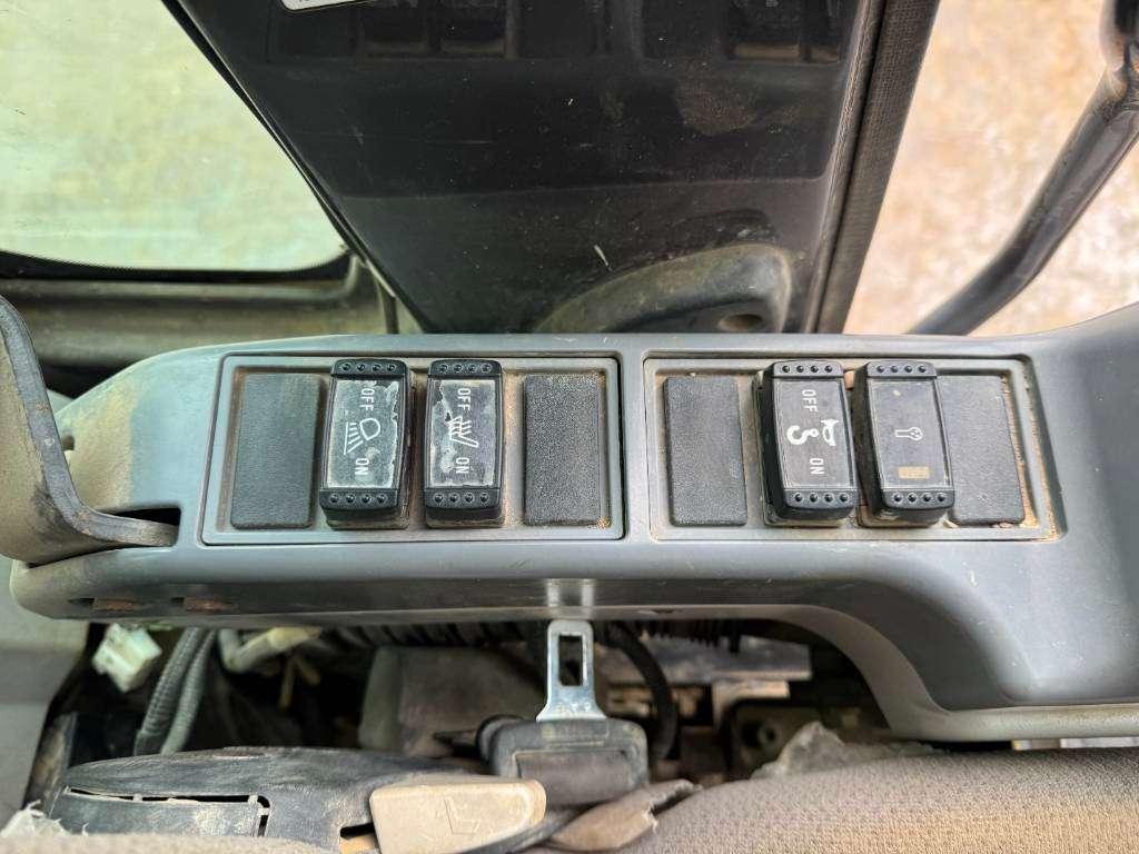 Hitachi ZX 225 US LC-5 B - Automatic Greasing / Camera Foto 13