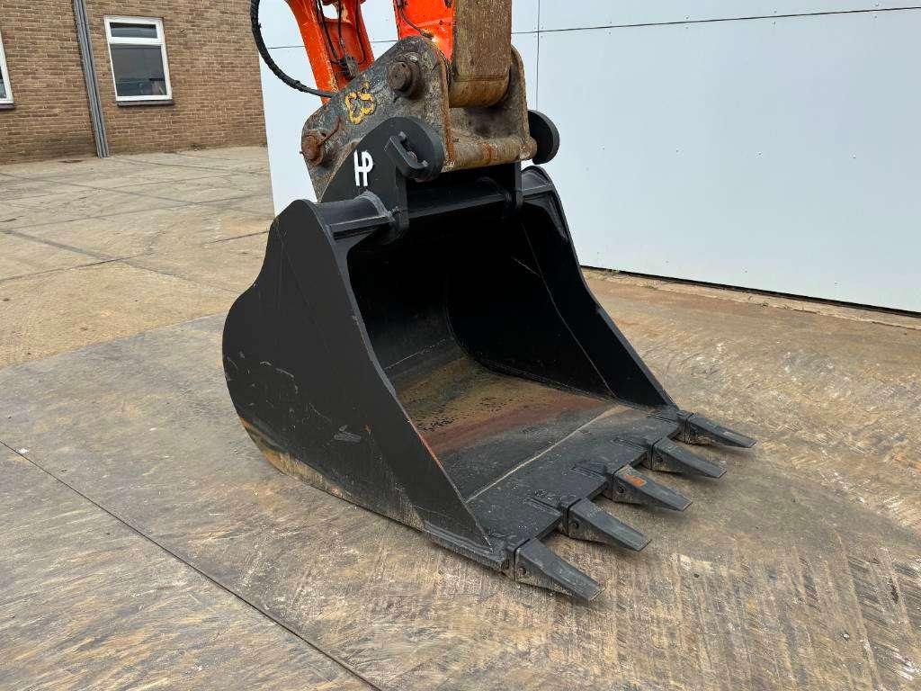 Hitachi ZX 225 US LC-5 B - Automatic Greasing / Camera Foto 20