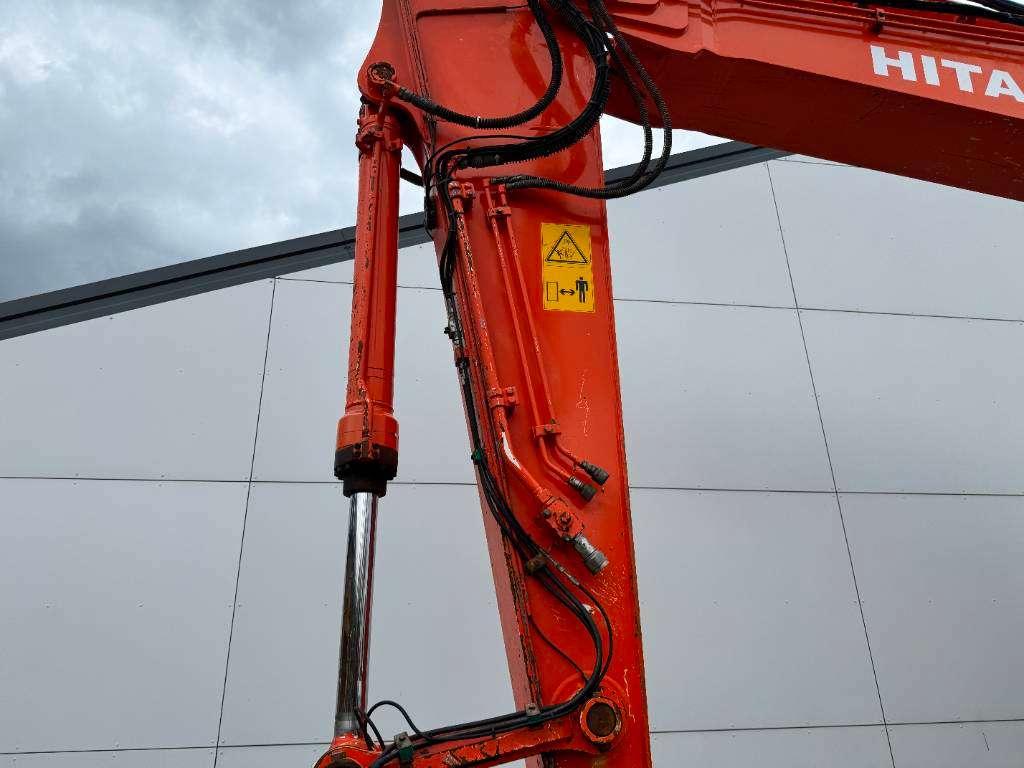 Hitachi ZX 225 US LC-5 B - Automatic Greasing / Camera Foto 21