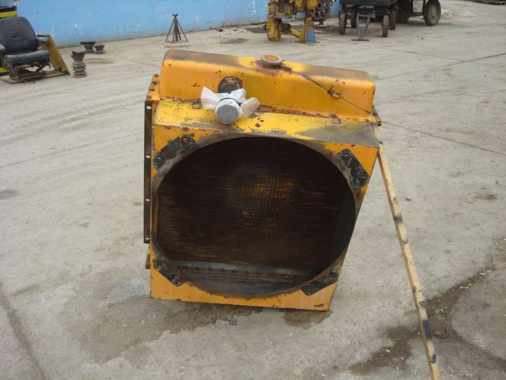 Radiatore acqua per Fiat Allis 645 Foto 4