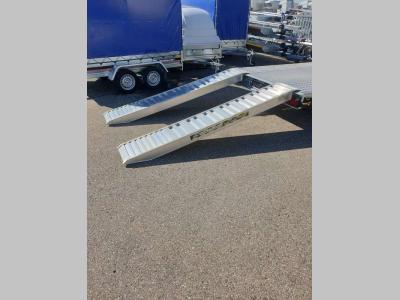 Coppia di rampe in alluminio Lunghezza 3.500 mm - Portata 5.900 kg