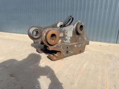 Gjerstad S70 - M318D / 320D / 320E / 320F / 323D / 323E / 3 in vendita da Smitma B.V.