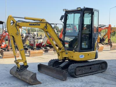 Komatsu PC26MR-3