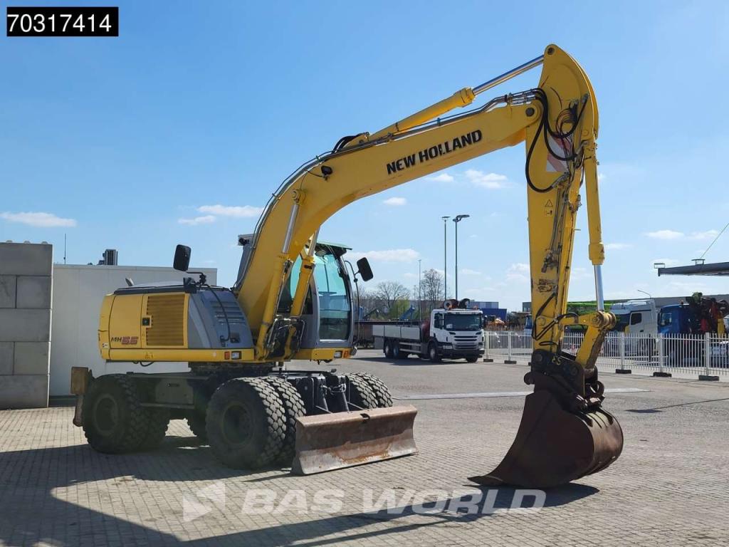 New Holland MH 5.6 Outriggers + Blade Foto 10