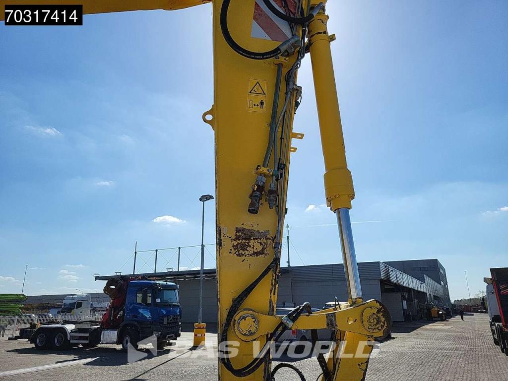 New Holland MH 5.6 Outriggers + Blade Foto 14