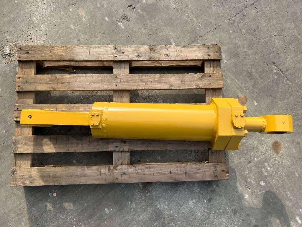 Caterpillar D8 Cylinder Foto 7