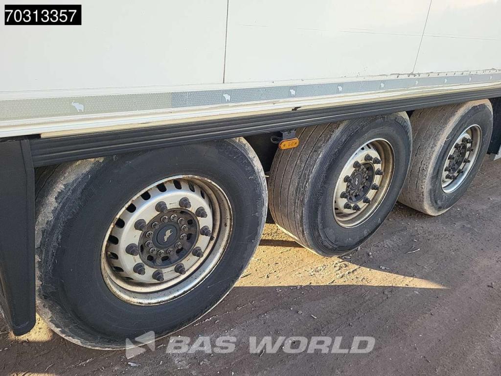 Schmitz SCB*S3B 3 axles Meat Fleisch Doppelverdampfer Foto 17