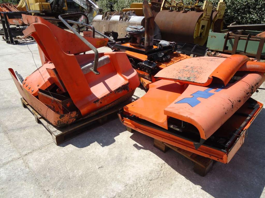 Cofanatura e carter carrozzeria per Fiat Kobelco /Fiat Hitachi W270 Foto 3