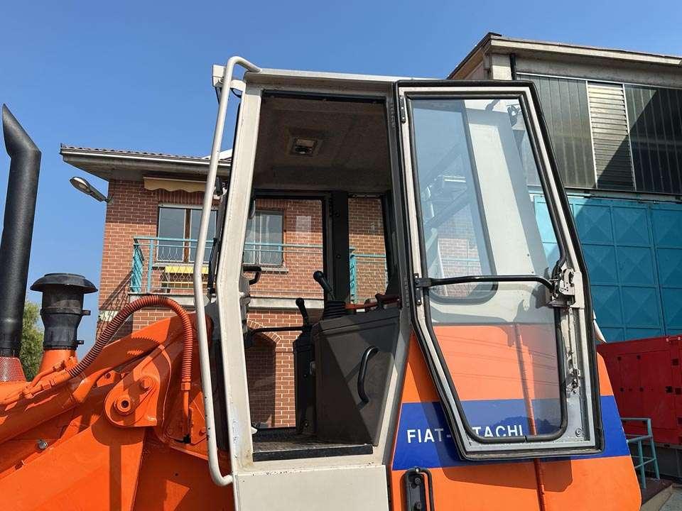 Fiat Hitachi FL145 Foto 9