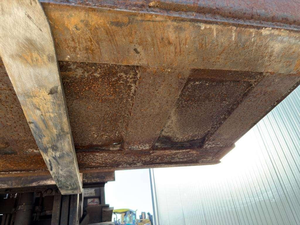 Volvo ISO L45 / L50 / Caterpillar 918 Foto 16