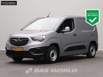 Opel Combo 102pk L1H1 Trekhaak Airco Cruise Parkeersensoren Euro6 L1 Kompakt A/C Towbar Cruise control in vendita da BAS World B.V.